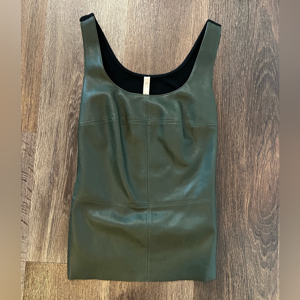 Bailey44 army green leather top XS